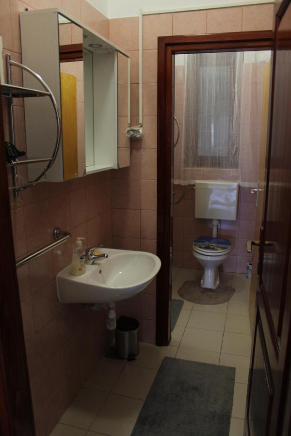 Apartment Mis Floura Rijeka Eksteriør billede