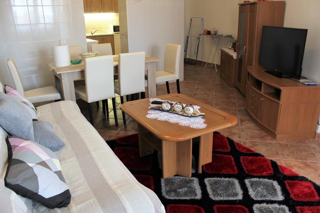Apartment Mis Floura Rijeka Eksteriør billede