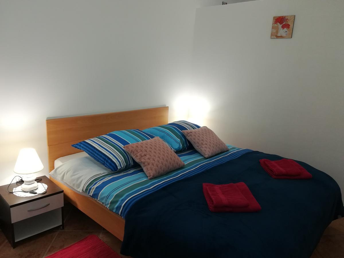 Apartment Mis Floura Rijeka Eksteriør billede